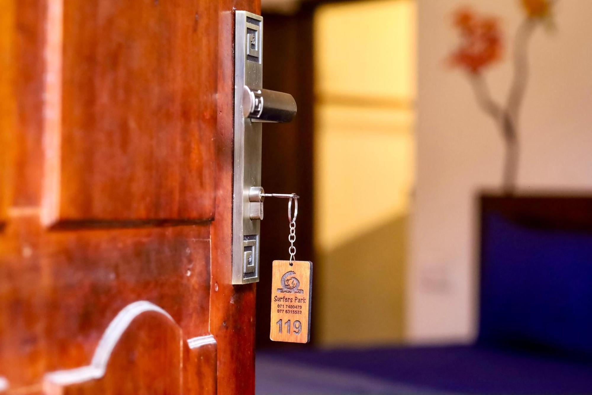 Bed and Breakfast Surfers Park Arugambay Arugam Bay Zimmer foto